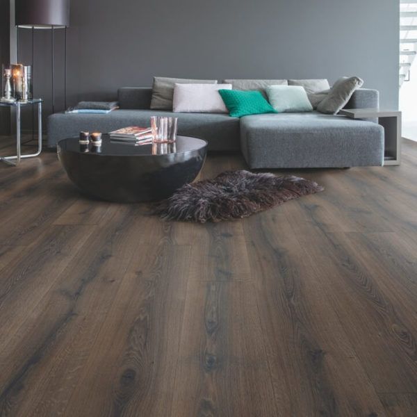 Parchet laminat Quick Step Majestic 9,5 mm 3553 Stejar Desert maro inchis slefuit