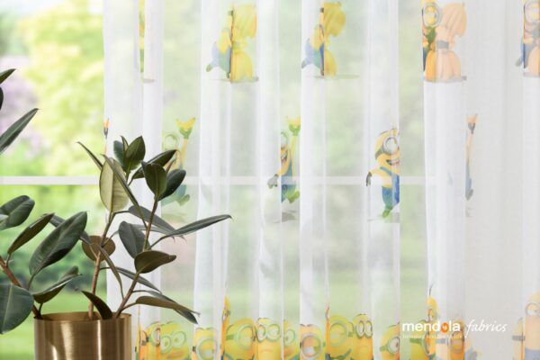 Perdea Minions 140x245 cm, alb