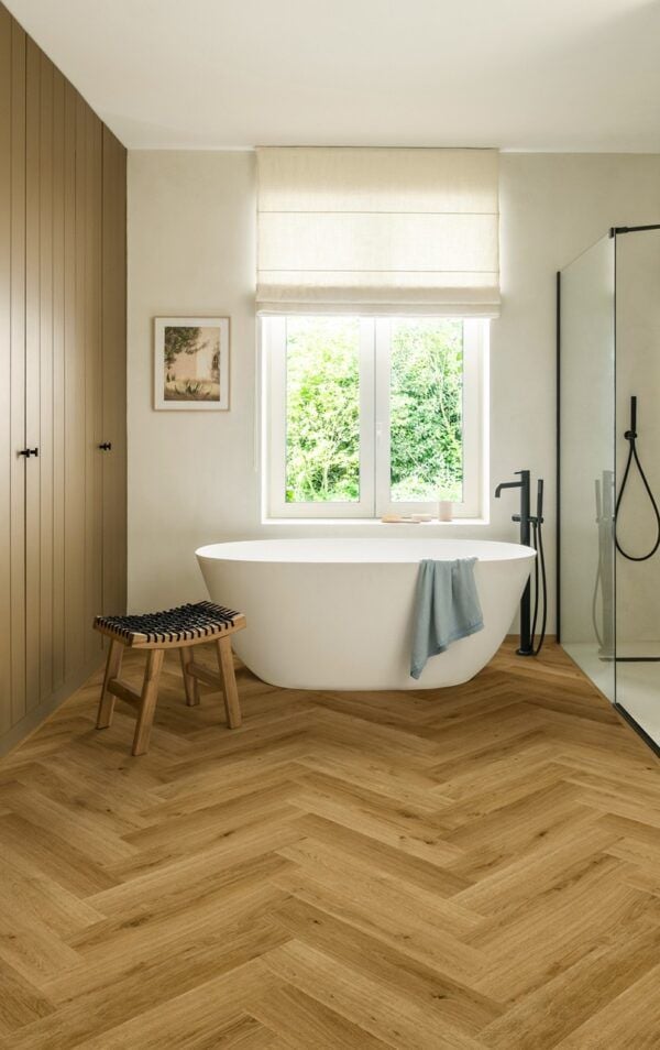 Parchet laminat Quick Step Impressive Design Herringbone 8 mm 8244 Stejar Cinamon
