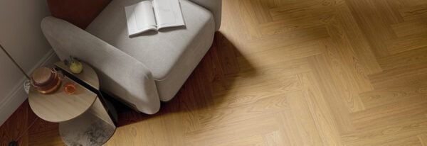 Pardoseala SPC Barlinek Large Herringbone Stejar Antic 5+1mm