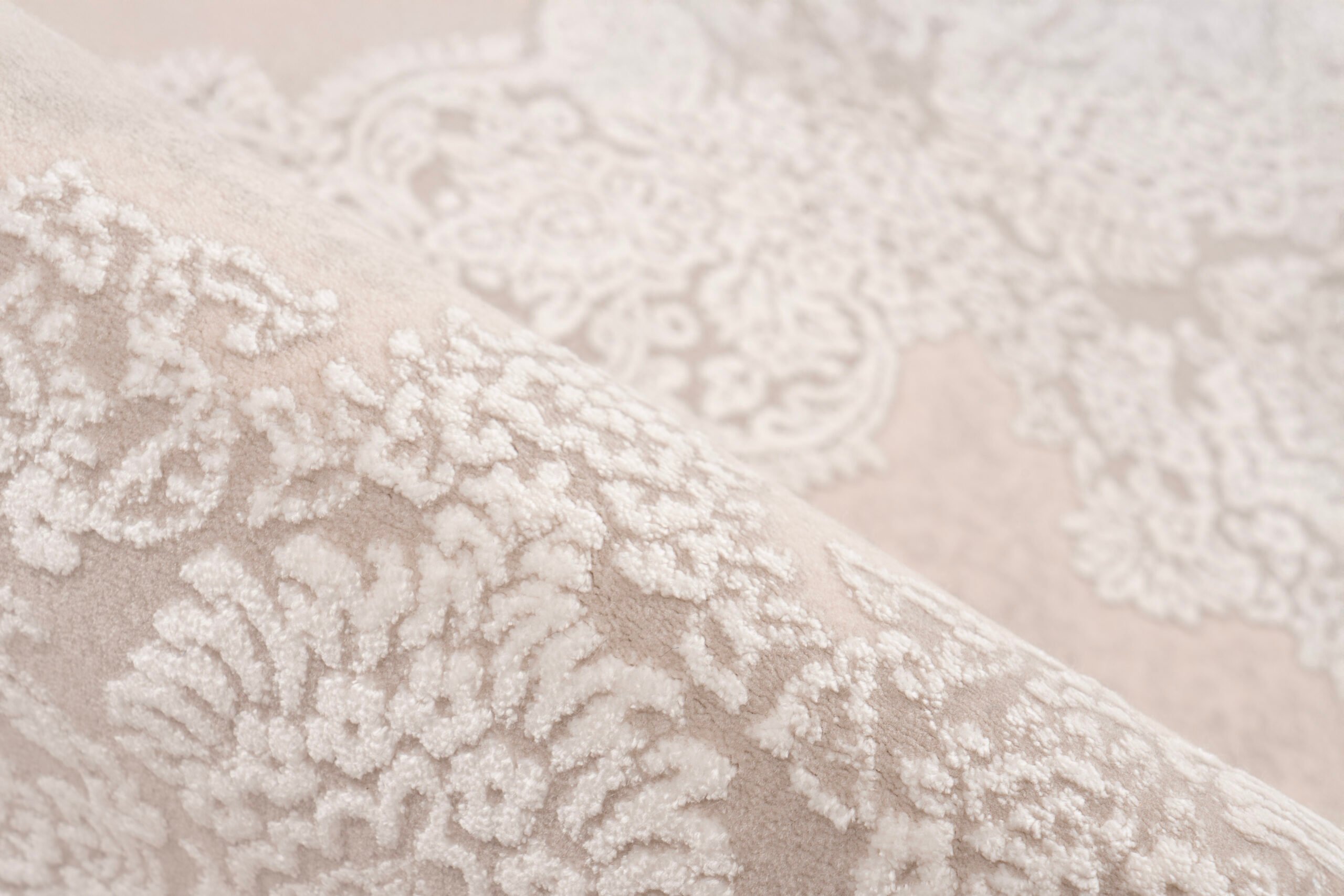 Covor Clairmont 901 Ivoar Argintiu