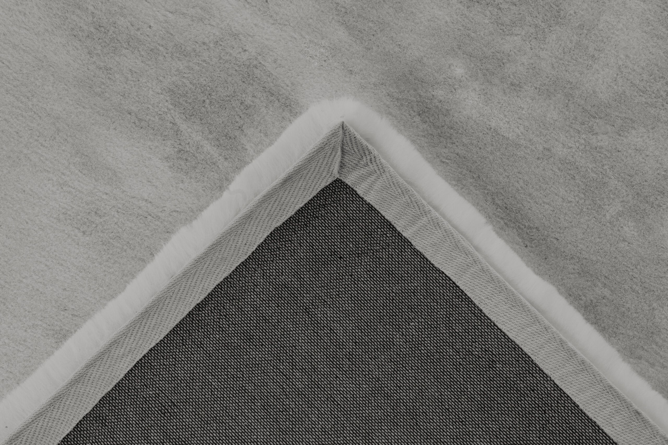 Covor Dolce 900 Argintiu