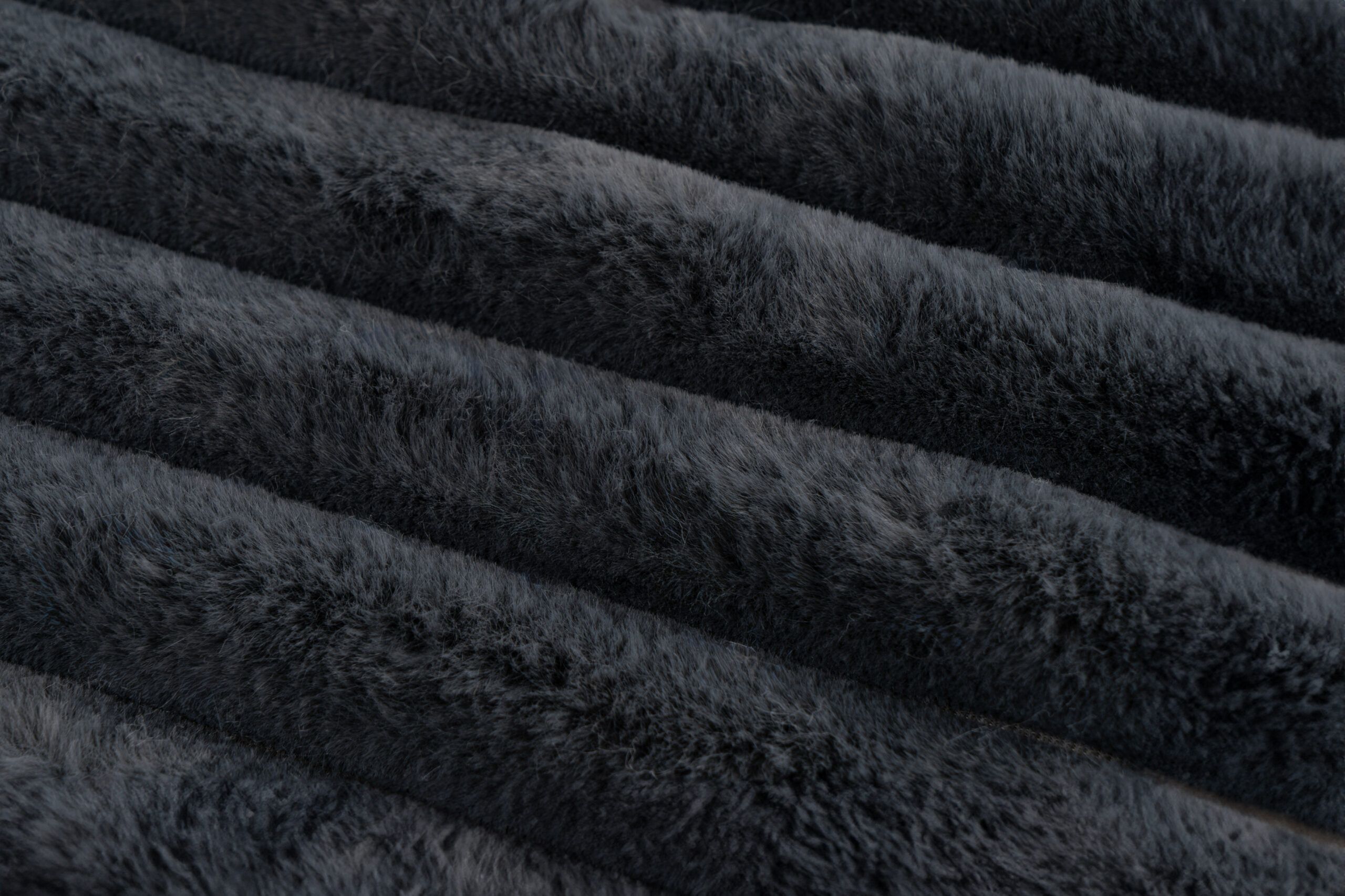 Patura Plush 500 Grafit 150x200 cm