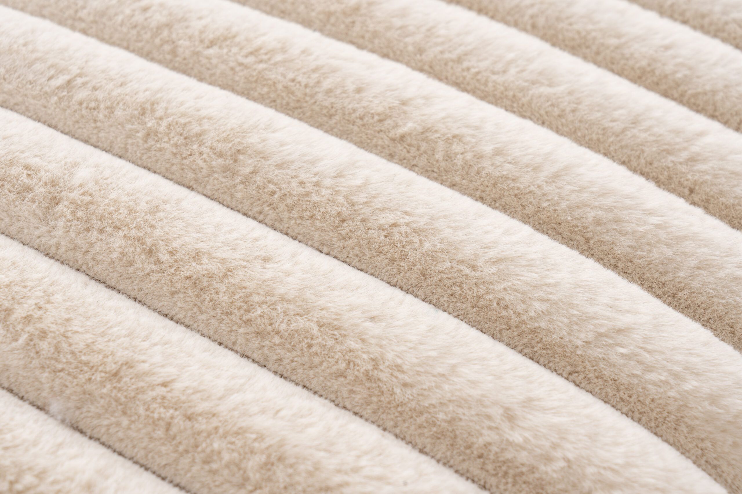 Perna Plush 500 Bej 45x45 cm